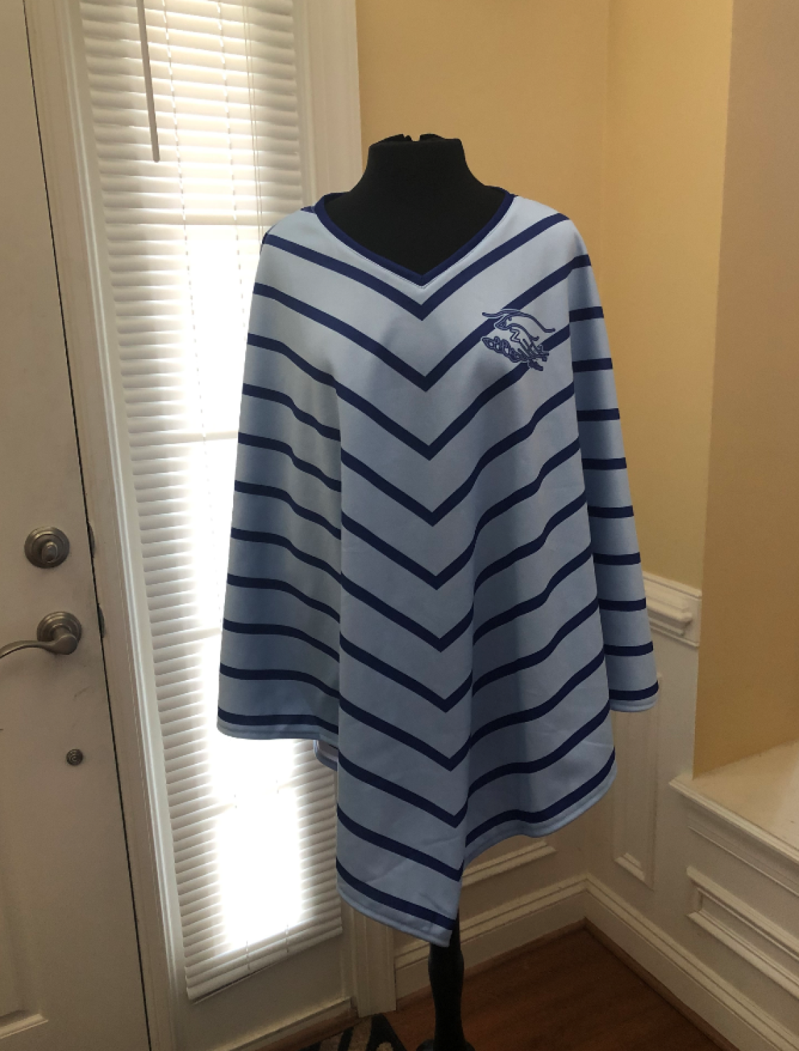 SALE!!!!  Amicae Cape