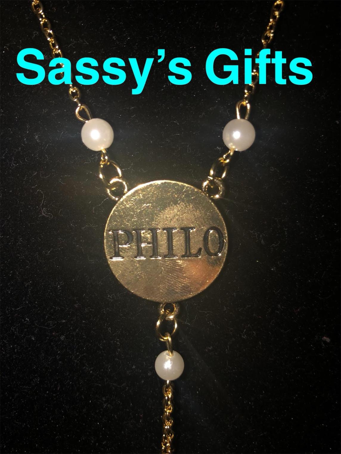 PHILO Medallion Chain Necklace