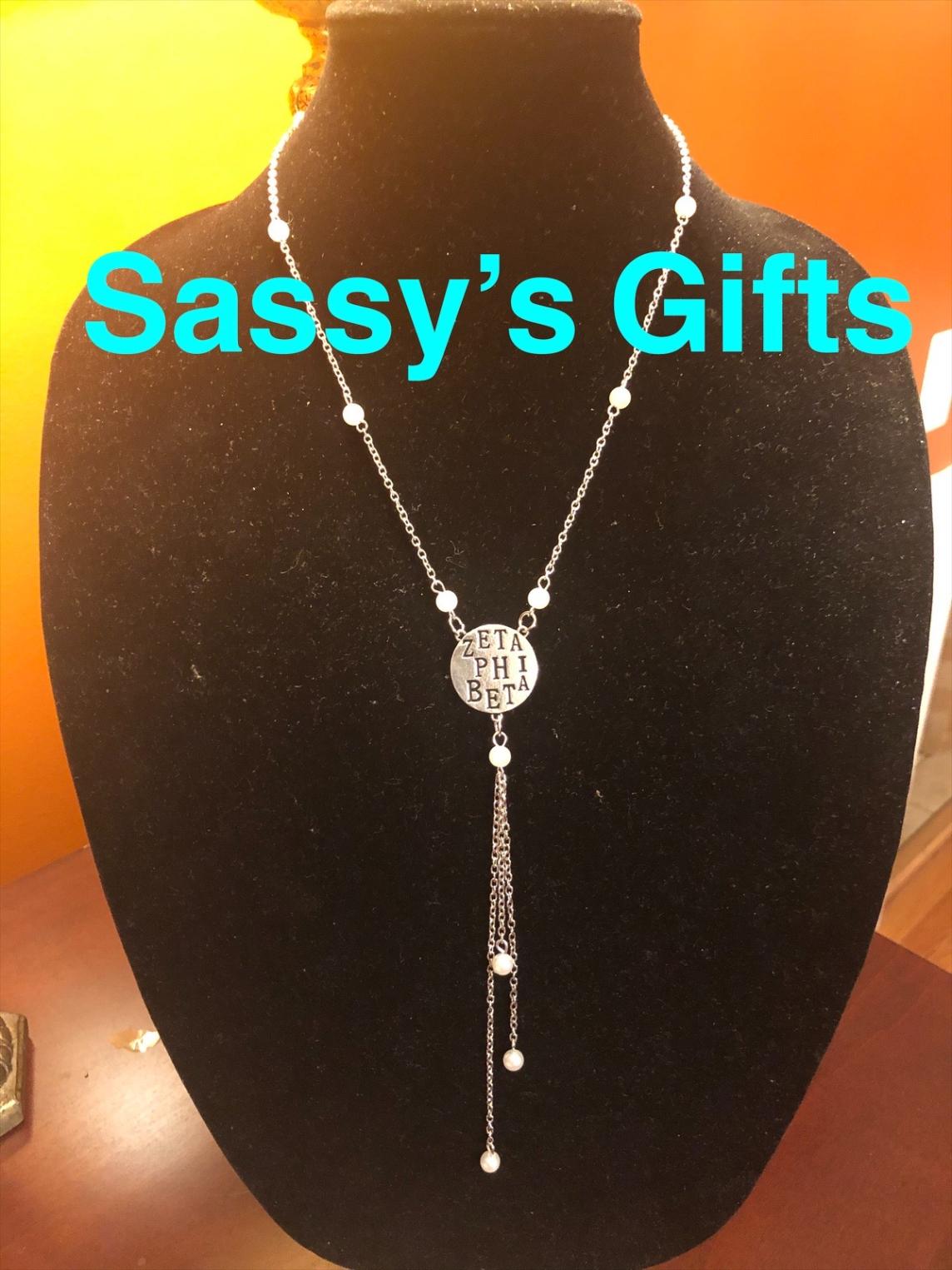 Zeta Medallion Chain Necklace