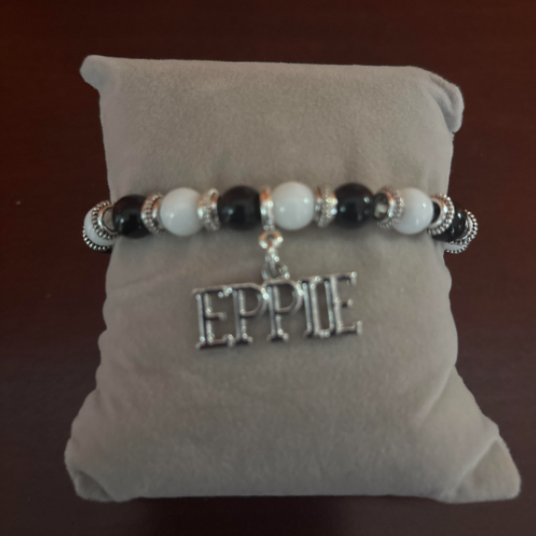 EPPIE Cat Eye Pearls Bracelet
