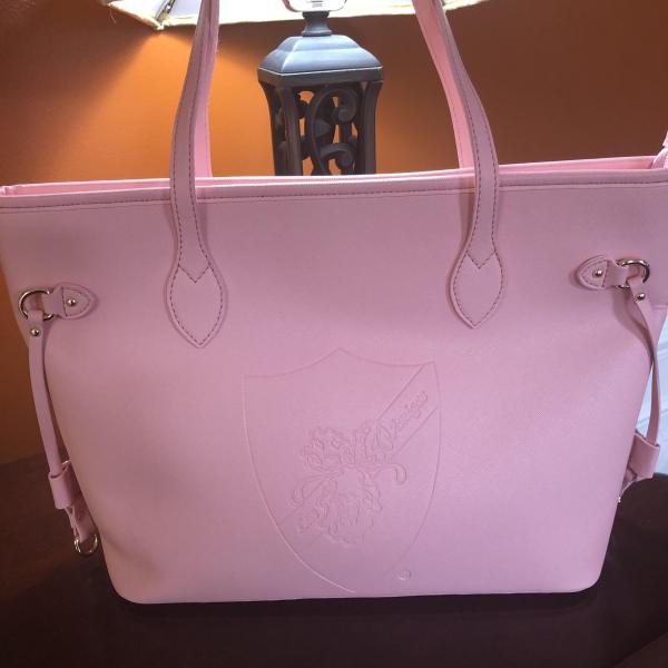 Las Amigas Custom Leather-Like Shield Purse-LOWEST PRICE OF THE YEAR!