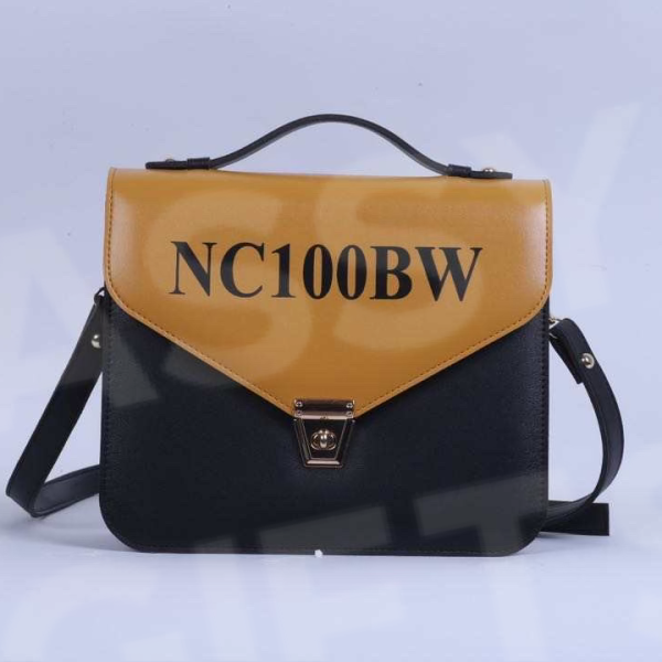 NC100BW Purse