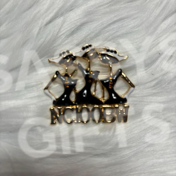NC100BW Sisters Pin