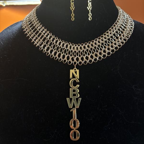 NCBW100 Dangling Earrings