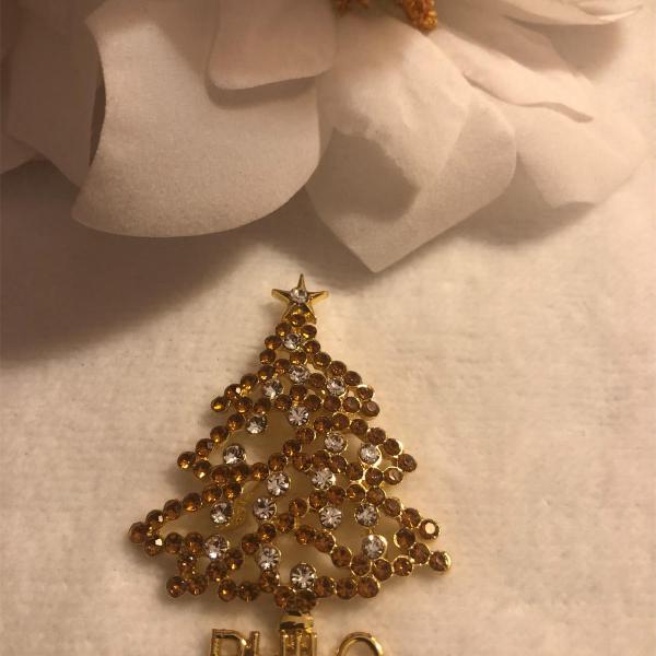 PHILO Christmas Tree Pin